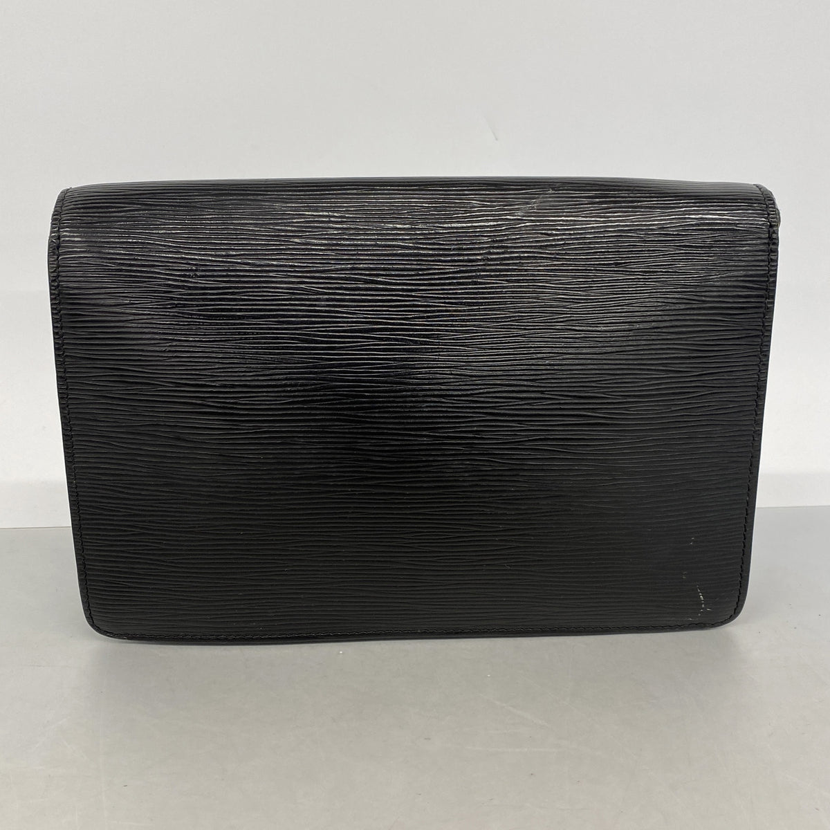 【6id6304】ルイヴィトン クラッチバッグ エピ ポシェットセリエドラゴンヌ M52612 ノワール【中古】メンズ