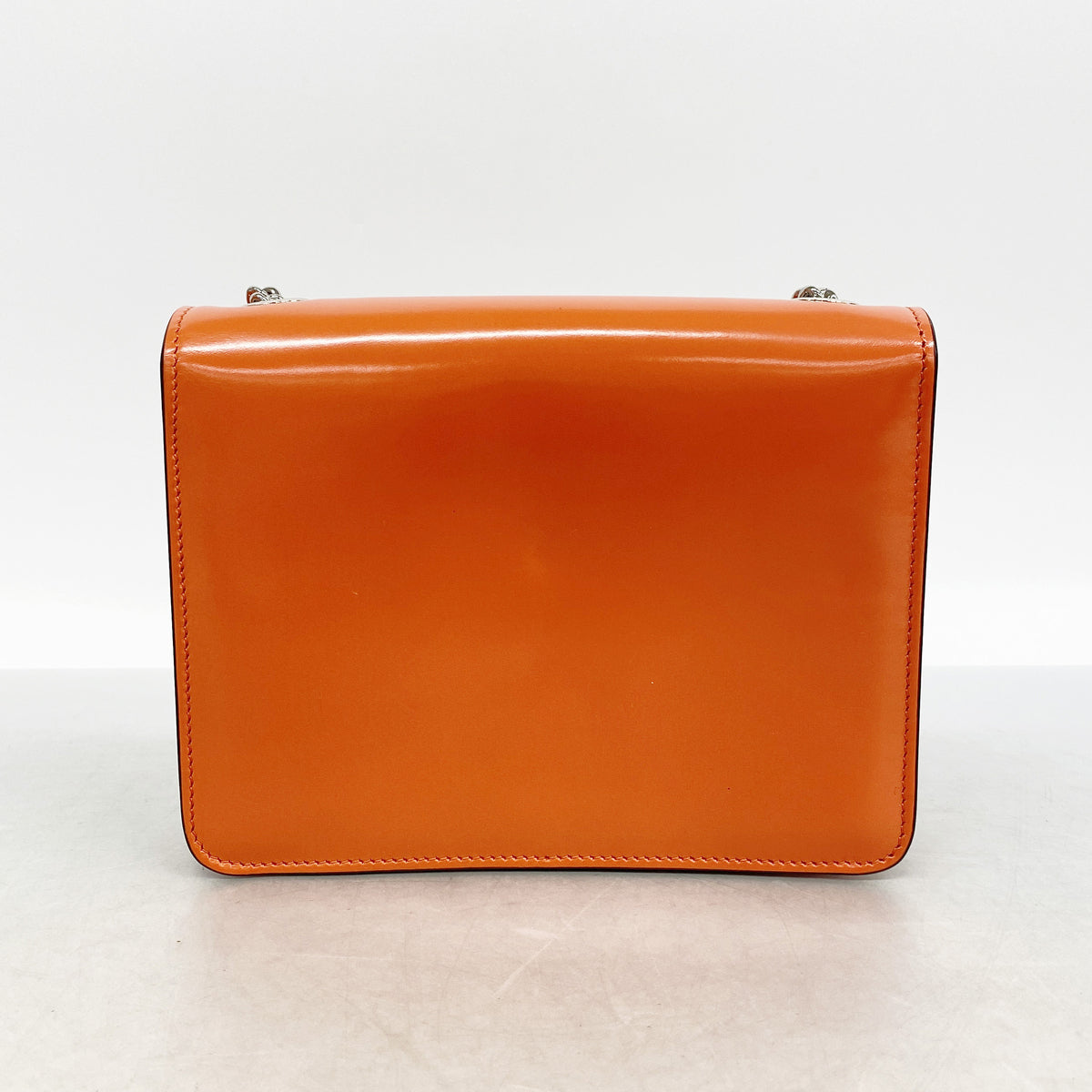 【6id6367】グッチ ショルダーバッグ インターロッキングG 387609 レザー オレンジ シルバー金具【中古】レディース
