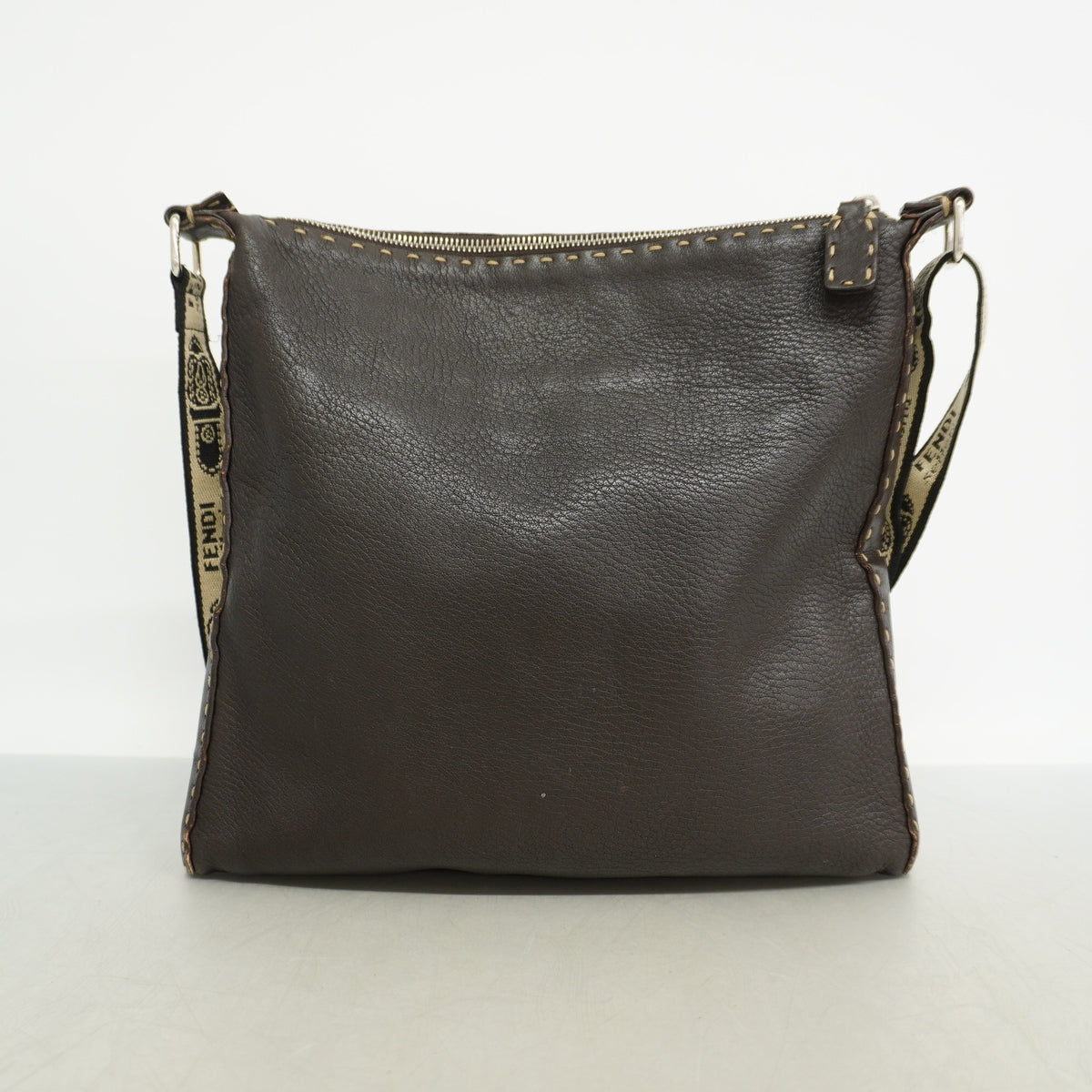 【6ie6536】フェンディ ショルダーバッグ セレリア レザー ダークブラウン シルバー金具【中古】レディース