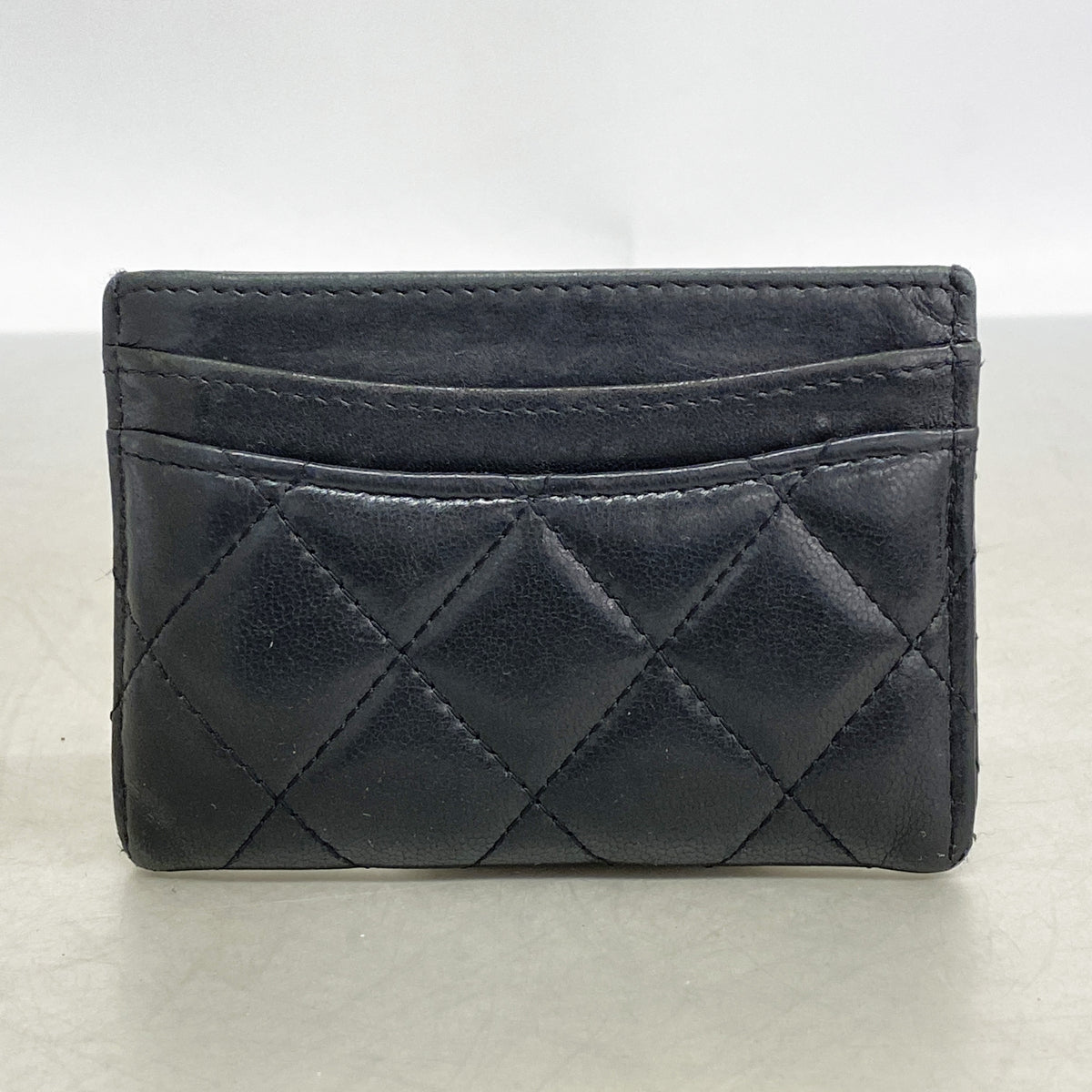 【6ie6645】シャネル カードケース マトラッセ ラムスキン ブラック シルバー金具【中古】レディース