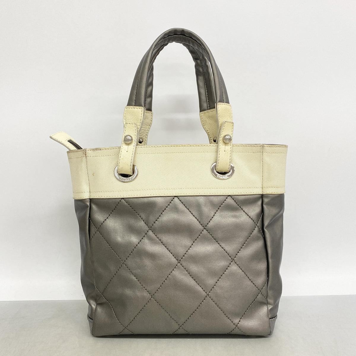 【6ie7092】シャネル トートバッグ パリビアリッツ キャンバス シルバー アイボリー シルバー金具【中古】レディース