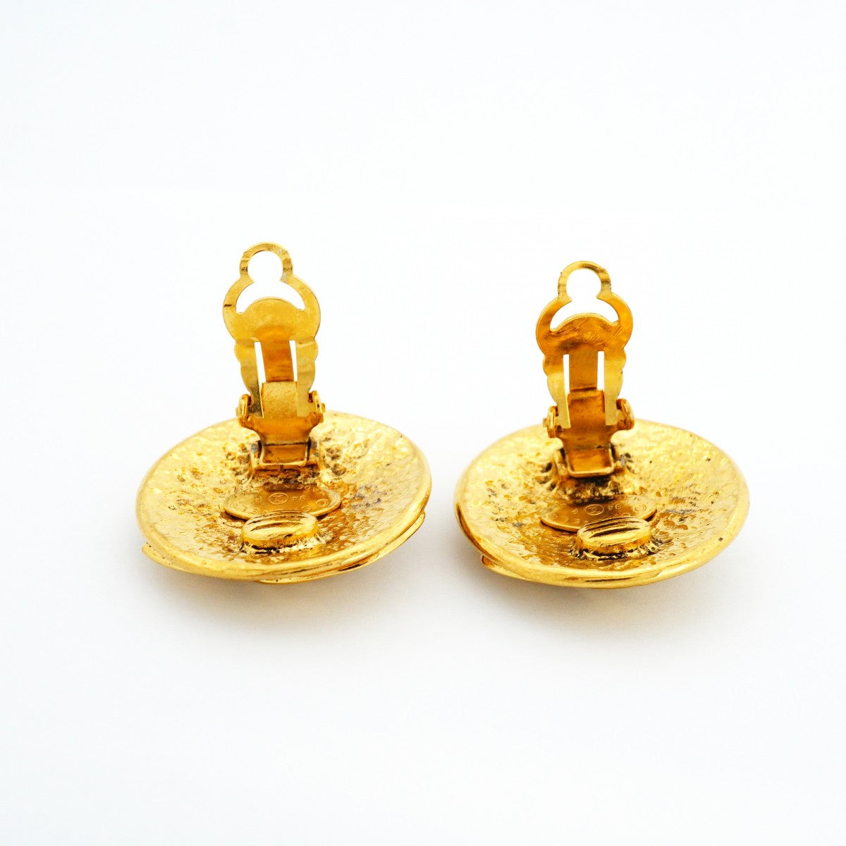 【6jfb0193-k】シャネル イヤリング ヴィンテージ ココマーク 丸型 サークル GPメッキ ゴールド【中古】レディース