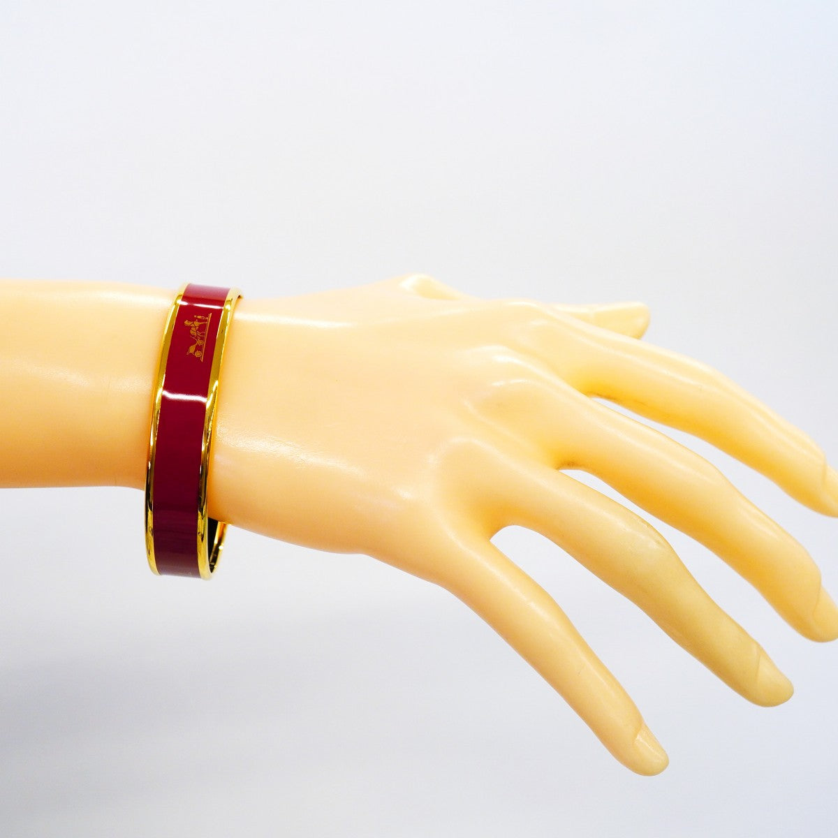 【6jfb0426】エルメス バングル エマイユPM カレーシュ GPメッキ 七宝焼き ゴールド レッド【中古】レディース