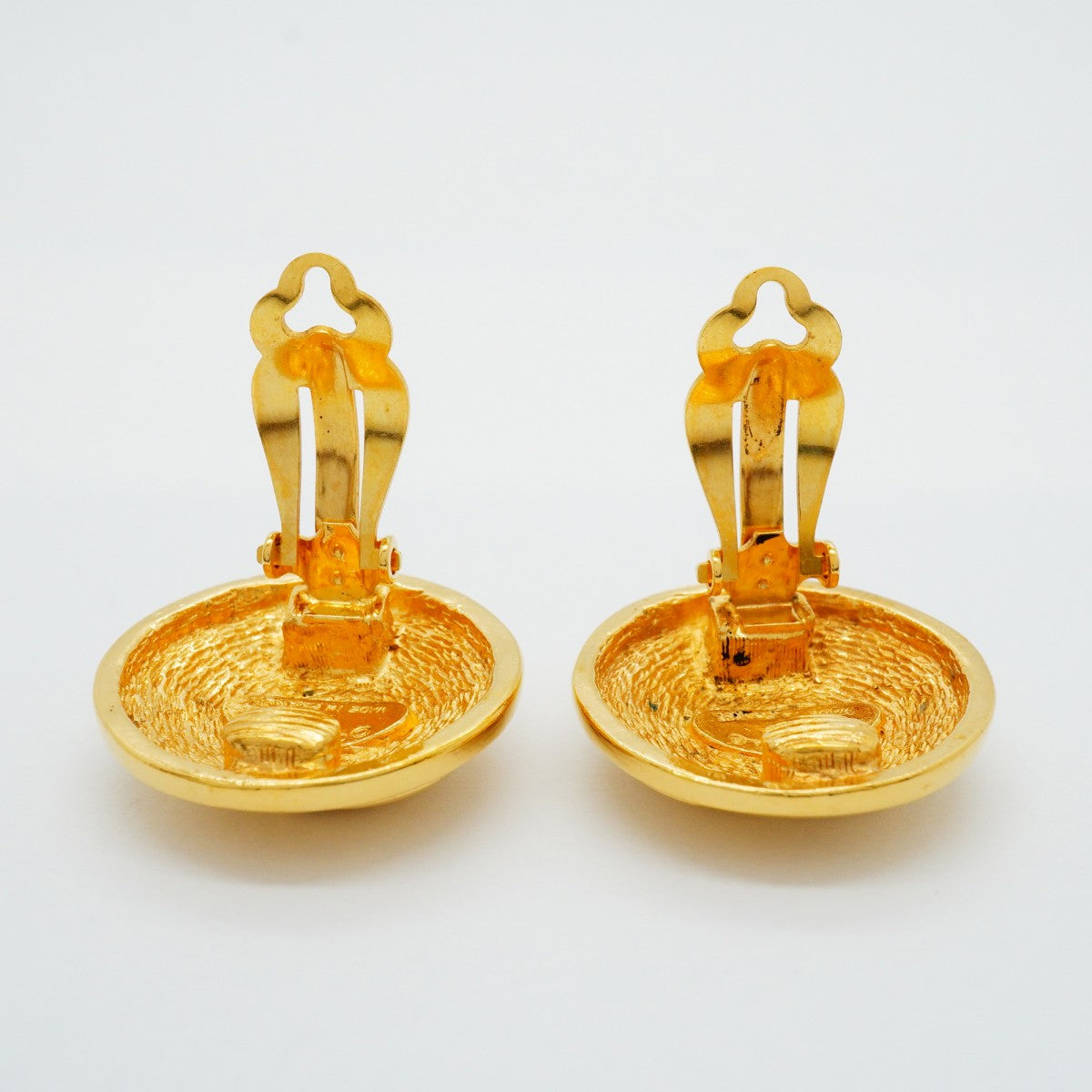 【6jfb0532】シャネル イヤリング ヴィンテージ ココマーク マトラッセ 丸型 サークル GPメッキ ゴールド【中古】レディース