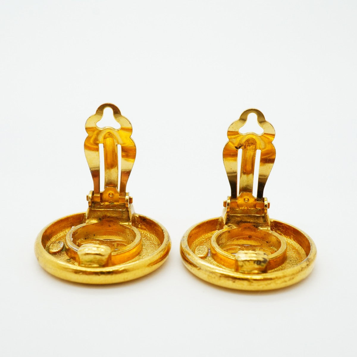 【6jfb0635-k】シャネル イヤリング ヴィンテージ ココマーク 丸型 サークル GPメッキ ゴールド【中古】レディース
