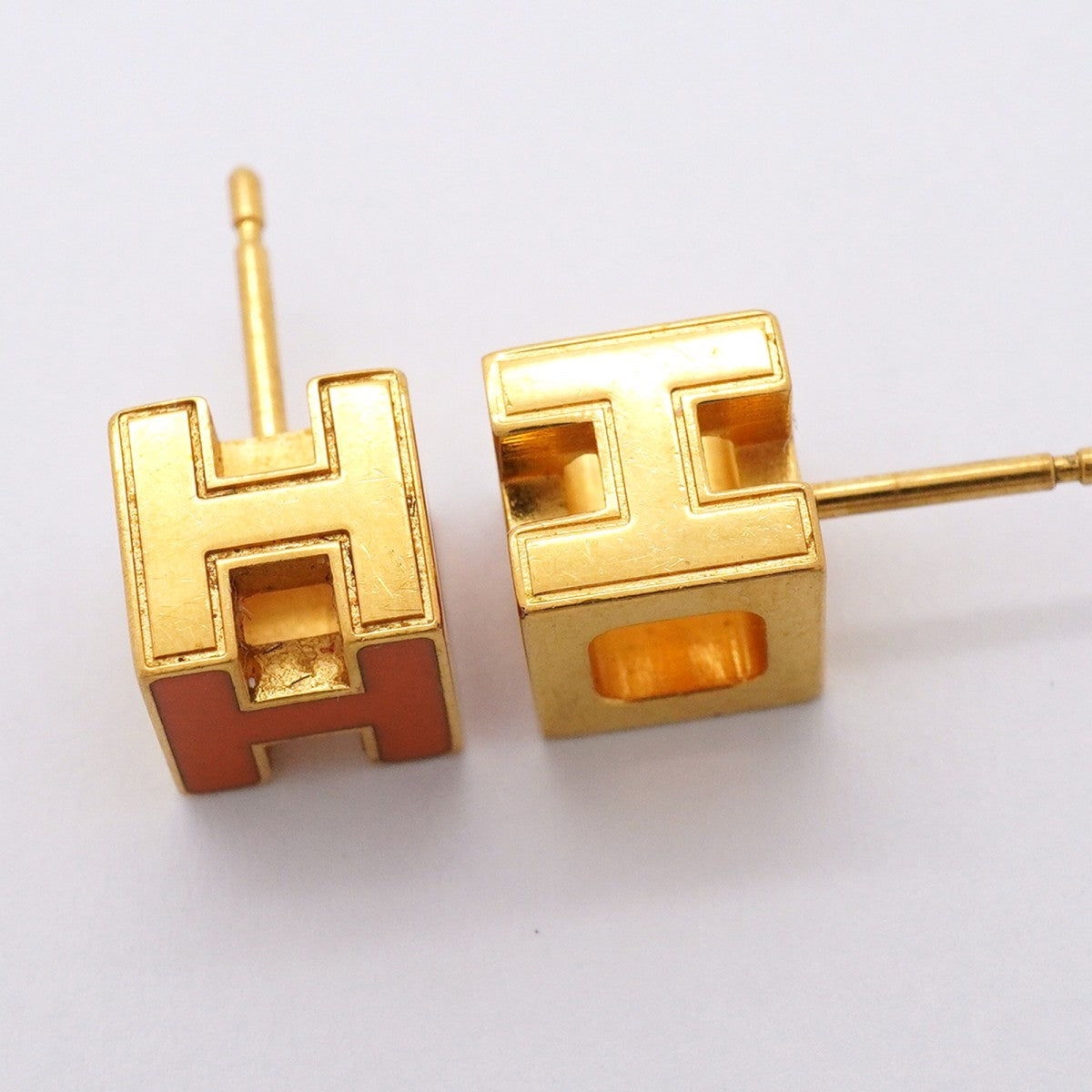 【6jfb0827-k】エルメス ピアス Hキューブ GPメッキ ゴールド オレンジ【中古】レディース