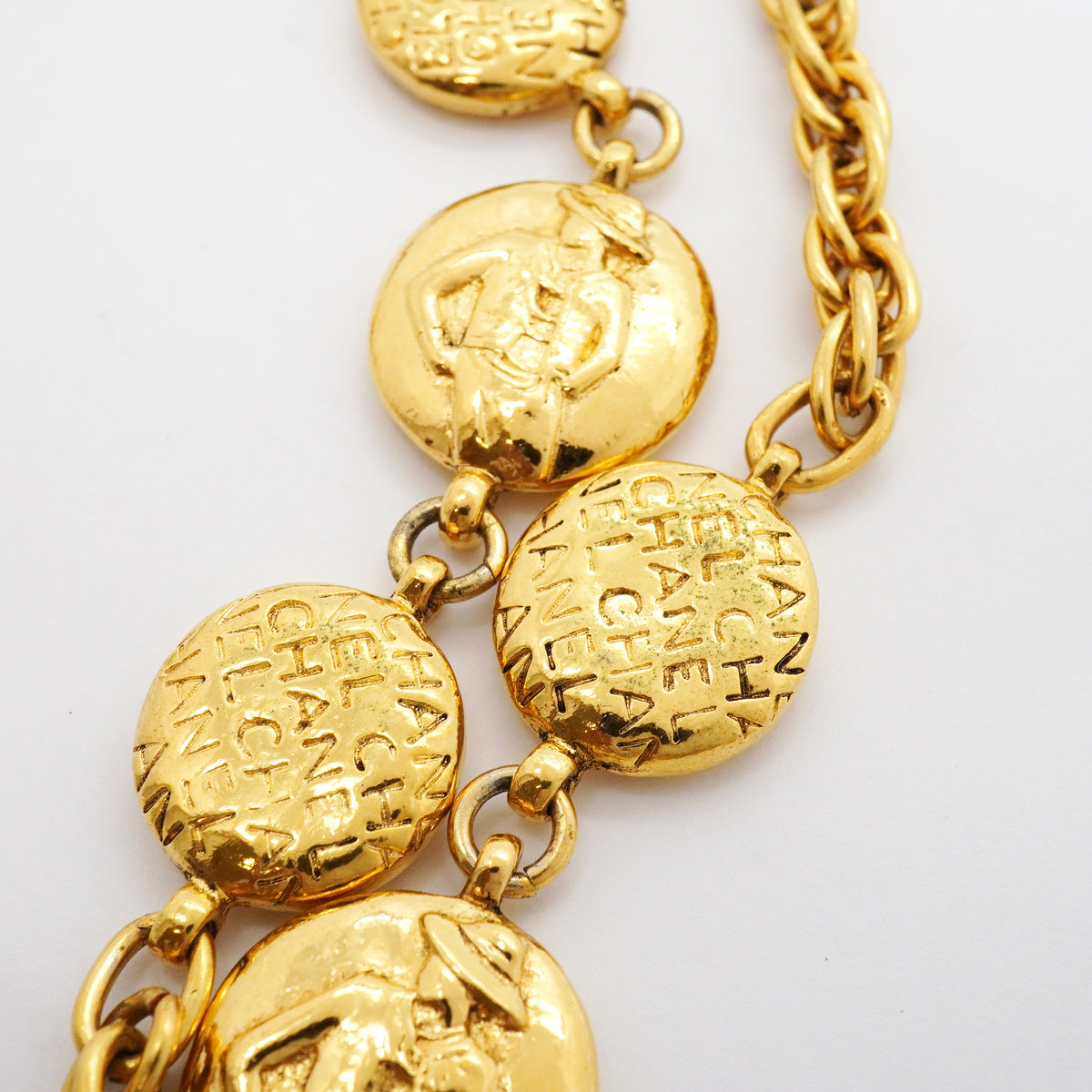 【6jib0321】シャネル ネックレス ヴィンテージ シャネルロゴ マドモアゼル GPメッキ ゴールド【中古】レディース