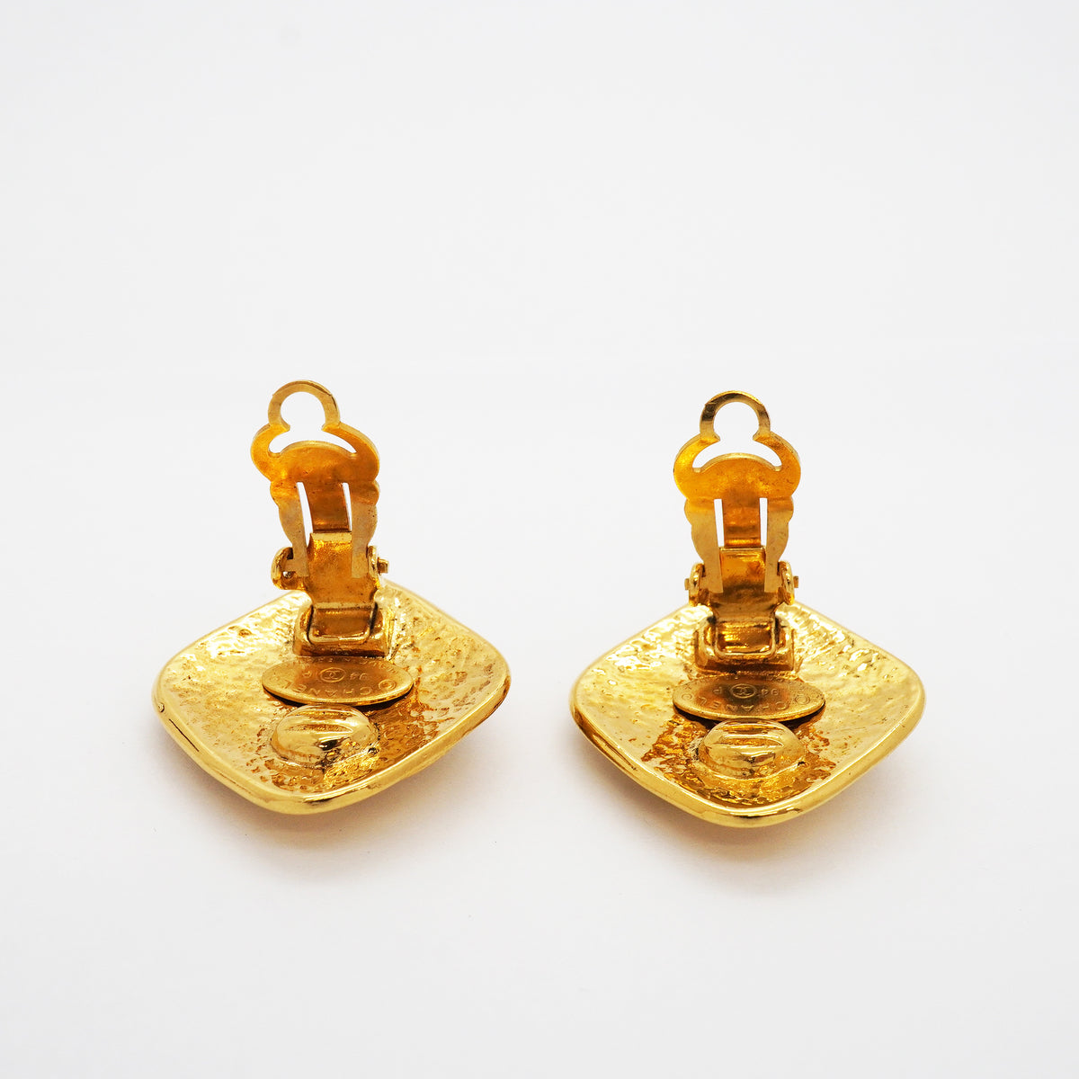【6jib0429】シャネル イヤリング ヴィンテージ ココマーク 菱形 GPメッキ ゴールド【中古】レディース