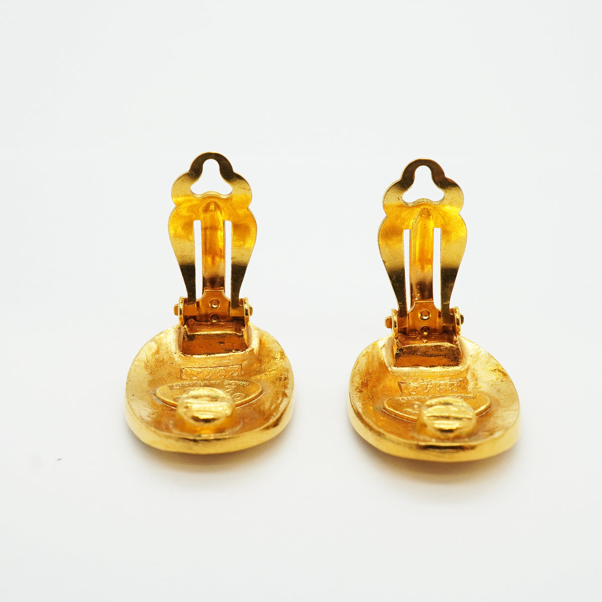 【6jkb0188】シャネル イヤリング ヴィンテージ ココマーク シャネルロゴ オーバル GPメッキ ゴールド【中古】レディース