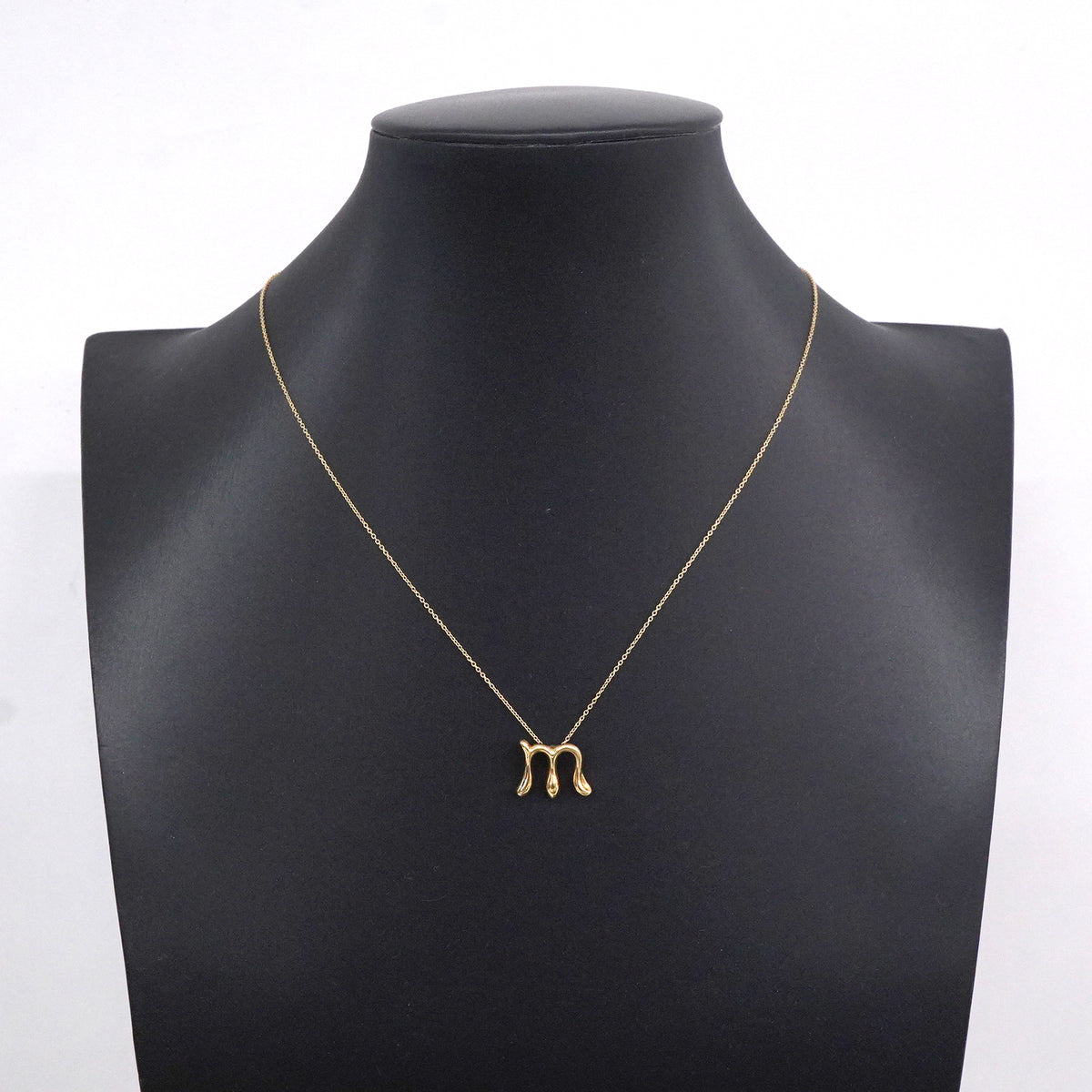 【6jkb0396】ティファニー ネックレス レター/イニシャルM K18YG イエローゴールド【中古】レディース