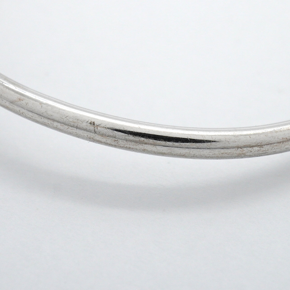 【6jkb0596】ティファニー バングル Tワイヤー K18WG ホワイトゴールド ダイヤモンド 0.24ct【中古】レディース
