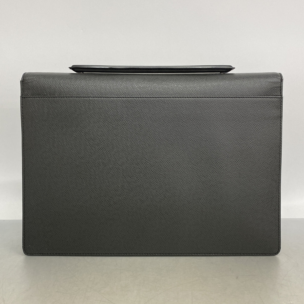 【6kb1395】ルイヴィトン ビジネスバッグ タイガ ポルトドキュマンアンガラ M30772 アルドワーズ【中古】メンズ
