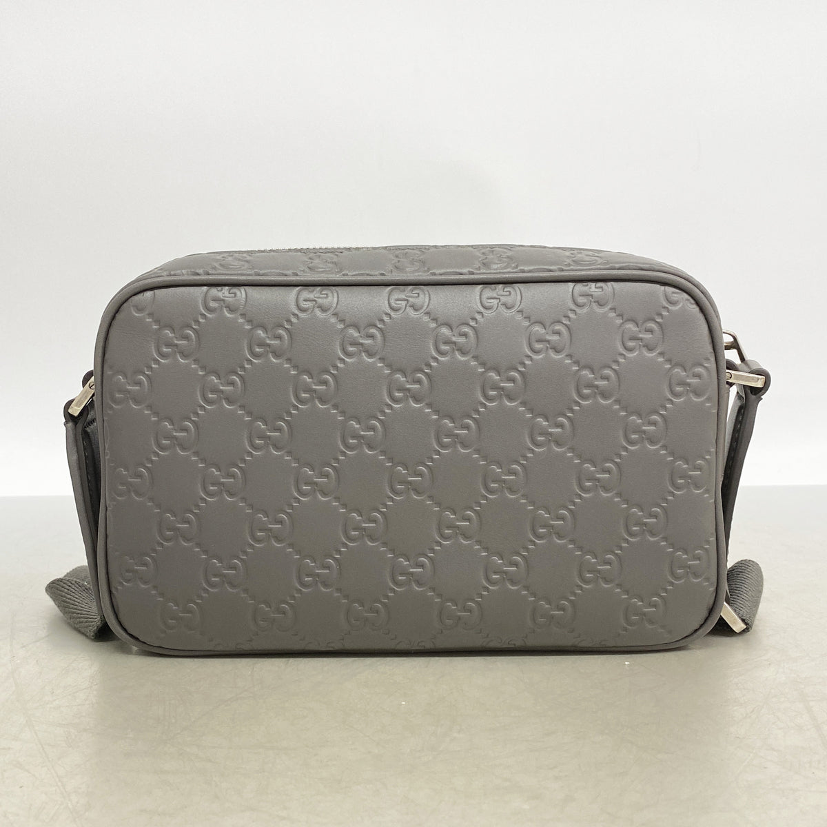 【6kc2478】グッチ ショルダーバッグ グッチシマ 850242 レザー グレー シルバー金具【中古】メンズ