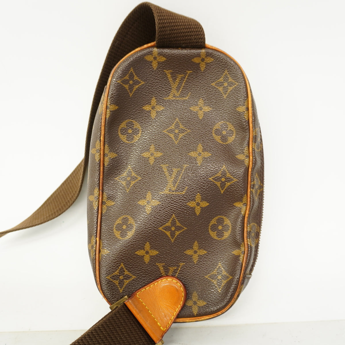 【6kc3012】ルイヴィトン ボディバッグ モノグラム ポシェットガンジュ M51870 ブラウン【中古】メンズ