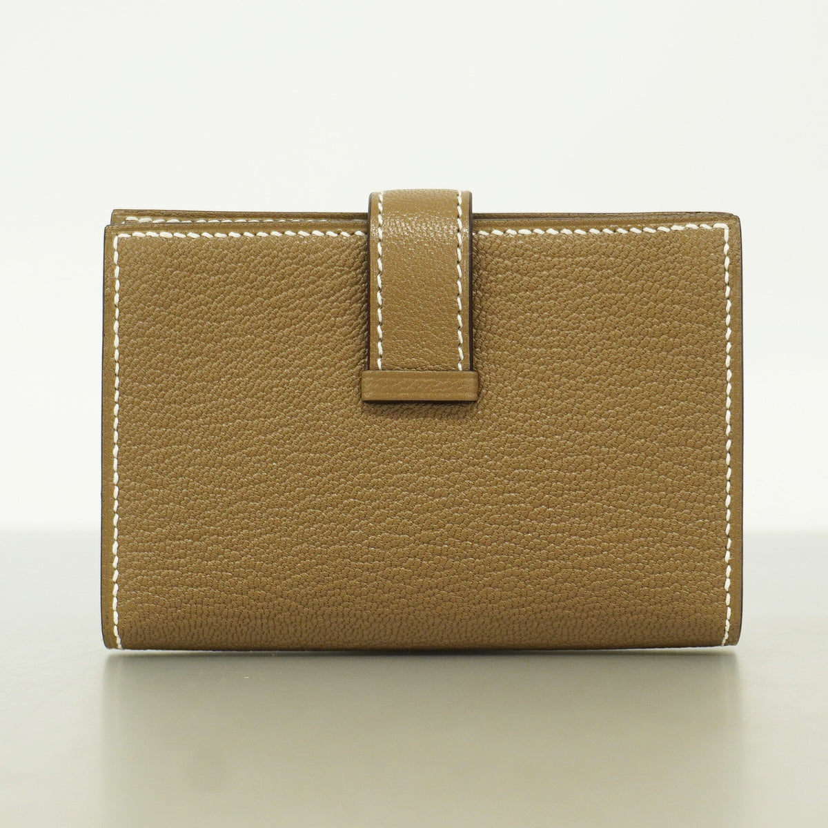 【6kd3697-h】エルメス カードケース ベアン シェブルミゾル エトゥープ シルバー金具 U刻印【中古】レディース