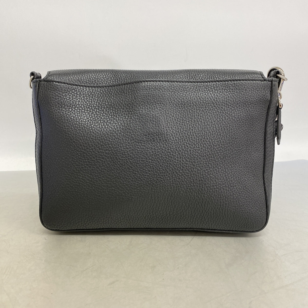 【6kd3710】フェンディ ショルダーバッグ レザー ブラック シルバー金具【中古】メンズ