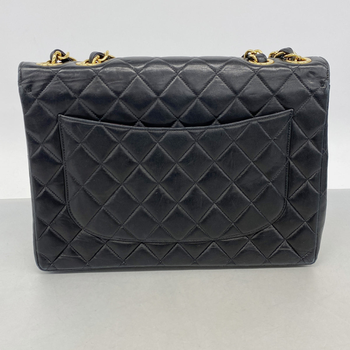 【6ke5328】シャネル ショルダーバッグ デカマトラッセ Wチェーン ラムスキン ブラック ゴールド金具【中古】レディース