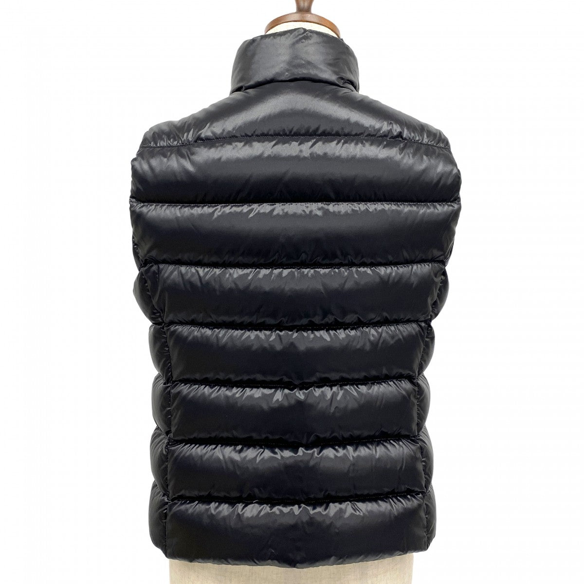 5apo0017】モンクレール ダウンベスト 2 ブラック ナイロン ダウン