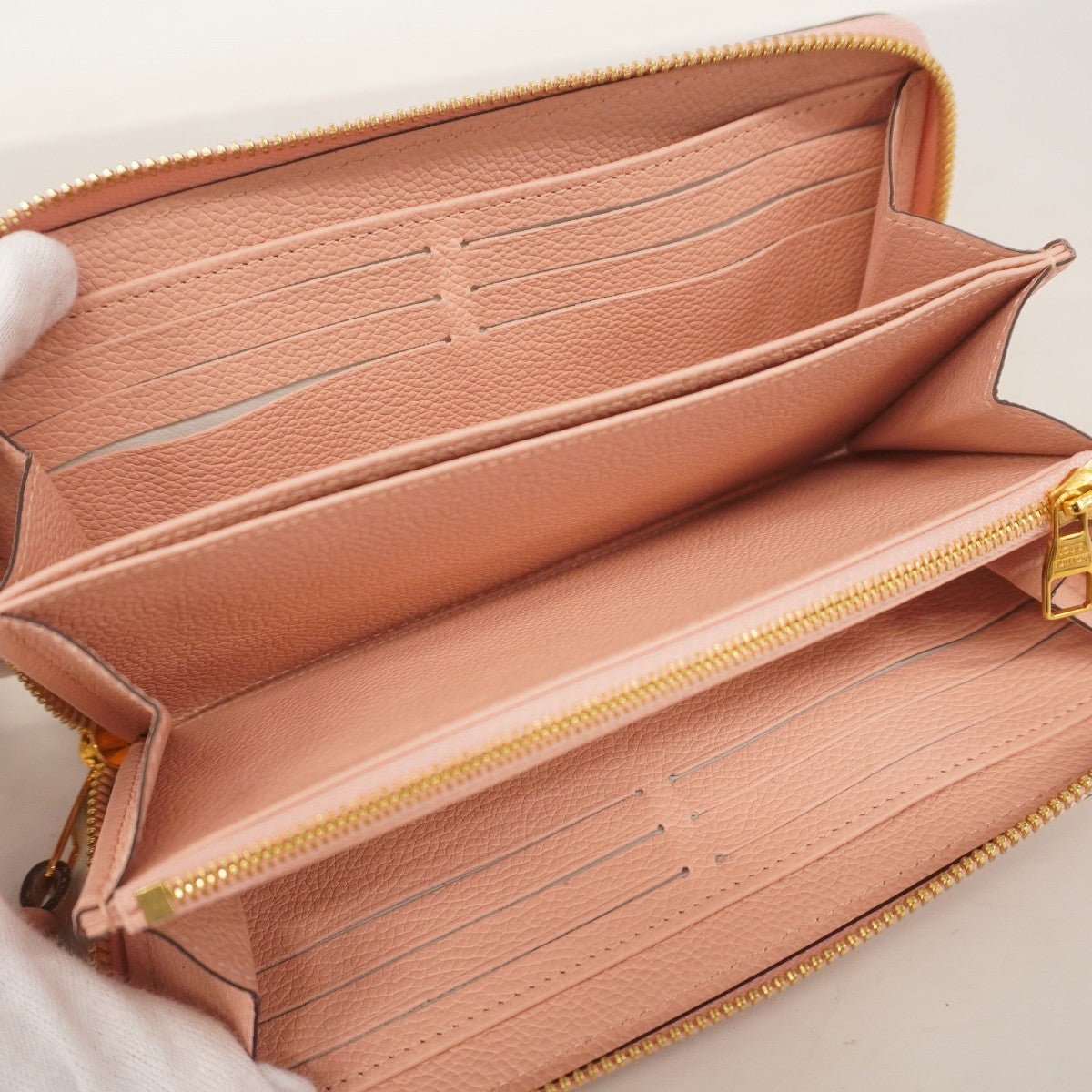 ✨極美品✨ルイヴィトン アンプラント 新型 ジッピーウォレット ローズプードル LOUIS VUITTON - ルイ ヴィトン LOUIS VUITTON ジッピー