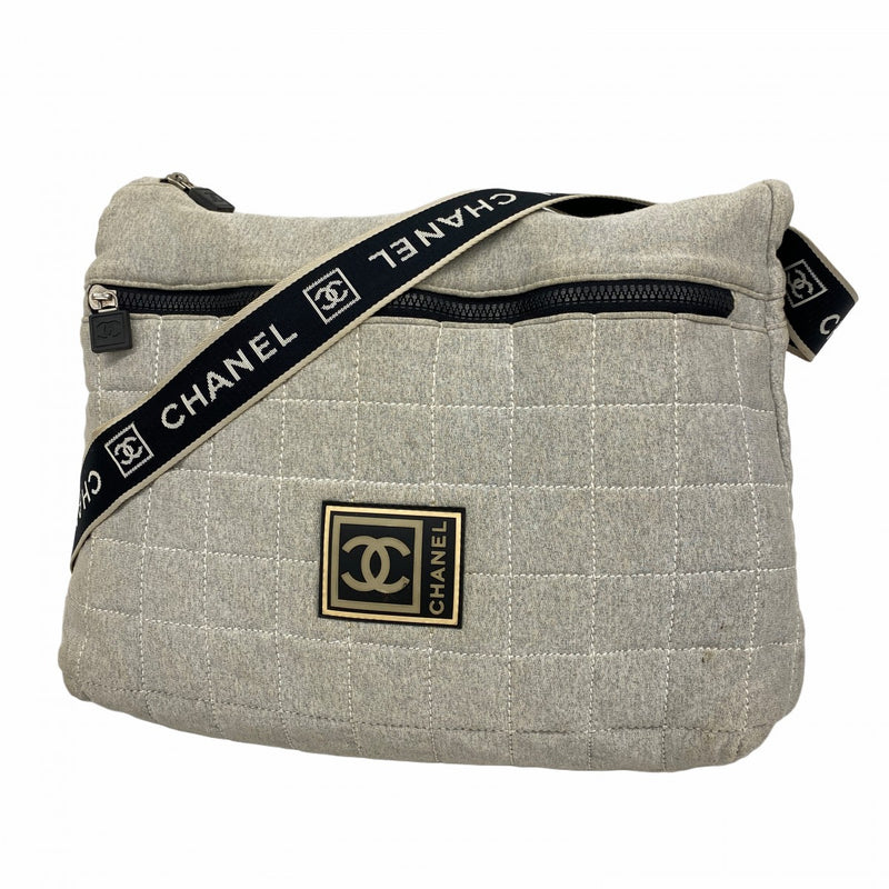 CHANEL シャネル ユニセックス バッグ ショルダーバッグ シャネルスポーツ CHANEL 「CHANEL」 スポーツライン ショルダーバッグ - ブラック