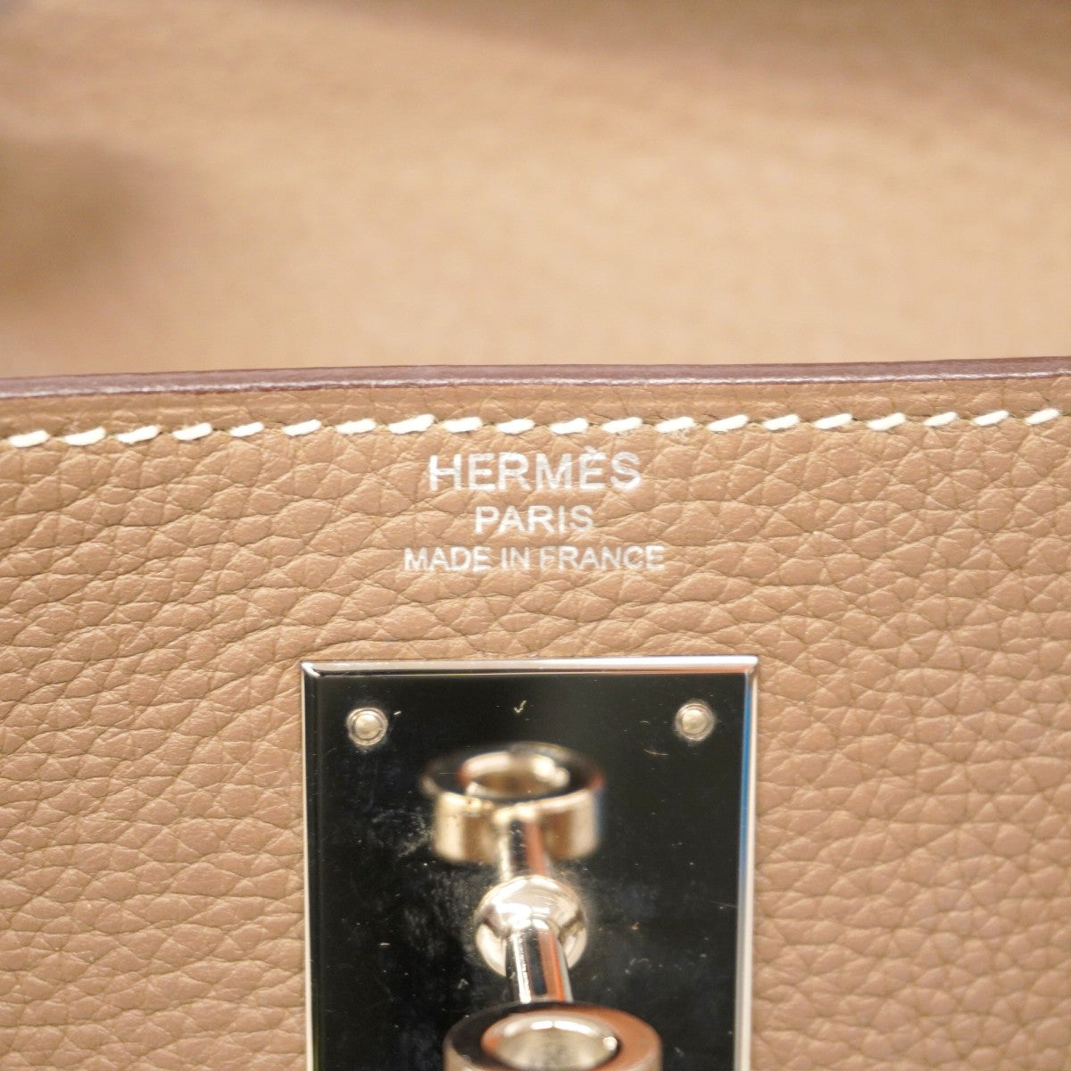 ★最終価格★SALE【5gd4364-e】エルメス ハンドバッグ ケリー28 トゴ エトゥープ シルバー金具 D刻印【中古】レディース