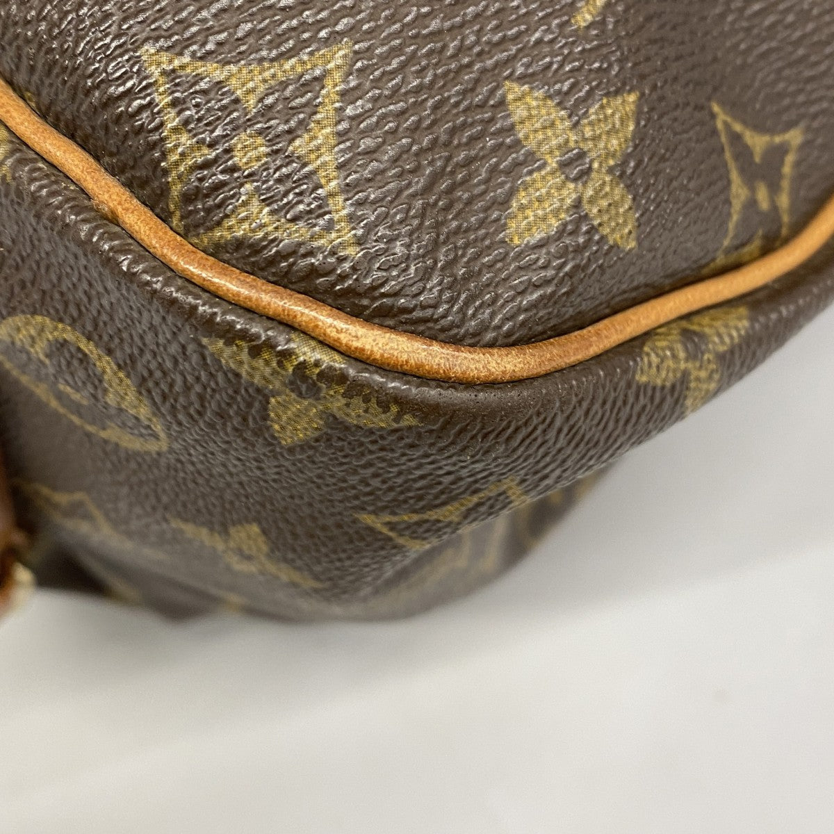 ★最終価格【5gd4565-h】ルイヴィトン ショルダーバッグ モノグラム ソミュール35 M42254 ブラウン【中古】レディース