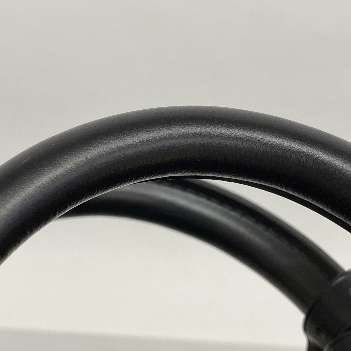 【5gd5180-h】ルイヴィトン ボストンバッグ エピ キーポル45 M59152 ノワール【中古】メンズ レディース ユニセックス
