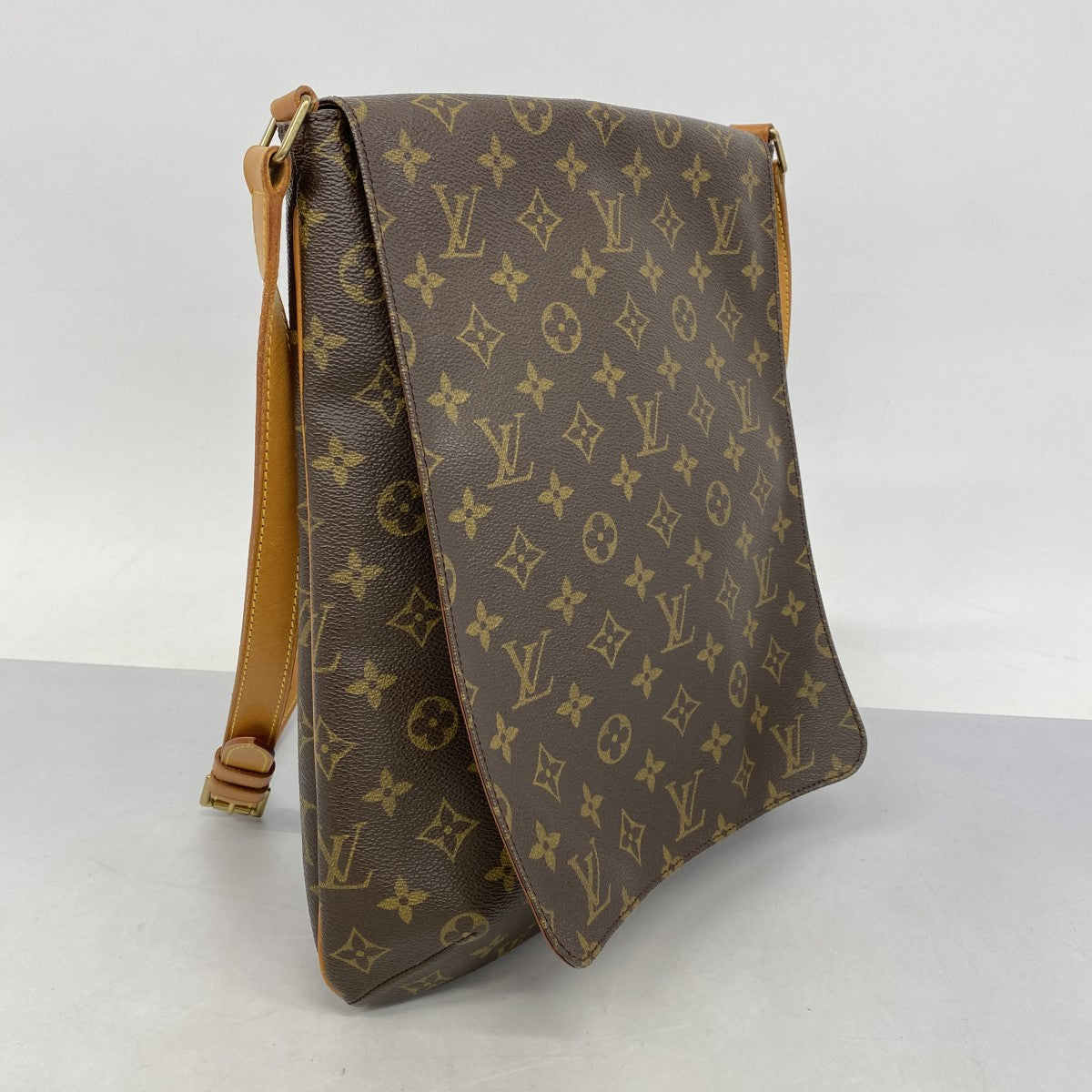 【5gd5379-h】ルイヴィトン ショルダーバッグ モノグラム ミュゼット M51256  ブラウン【中古】レディース