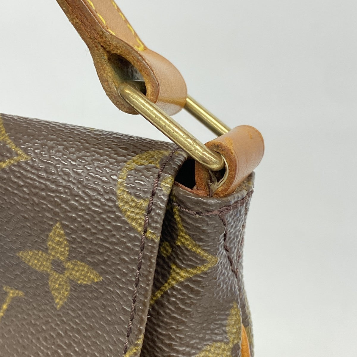 【5gd5379-h】ルイヴィトン ショルダーバッグ モノグラム ミュゼット M51256  ブラウン【中古】レディース