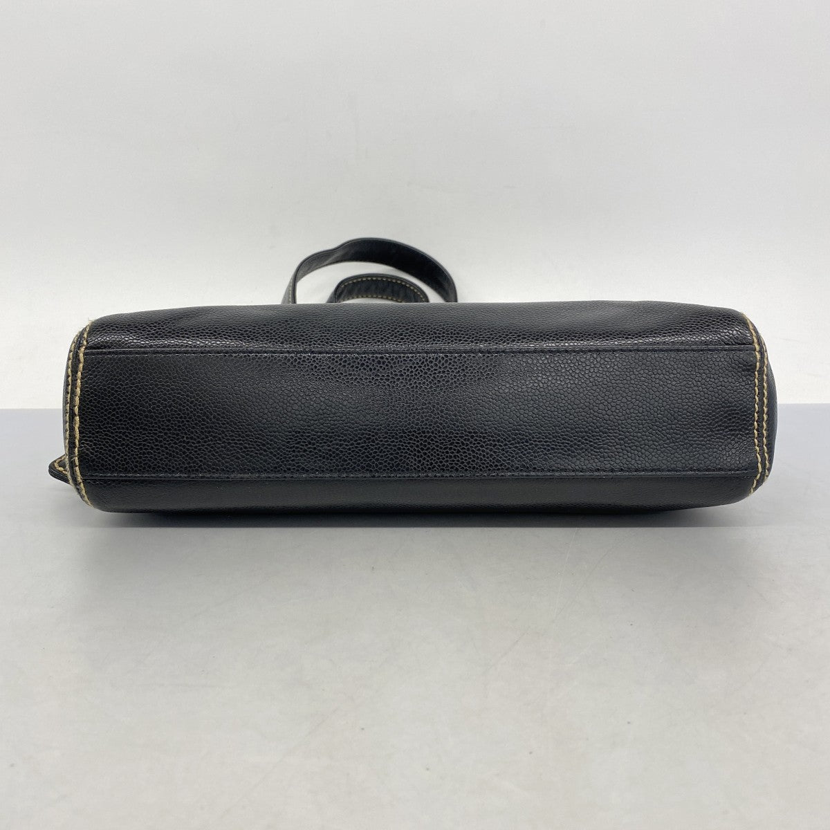 【5gd5384-h】シャネル ハンドバッグ キャビアスキン ブラック ゴールド金具【中古】レディース