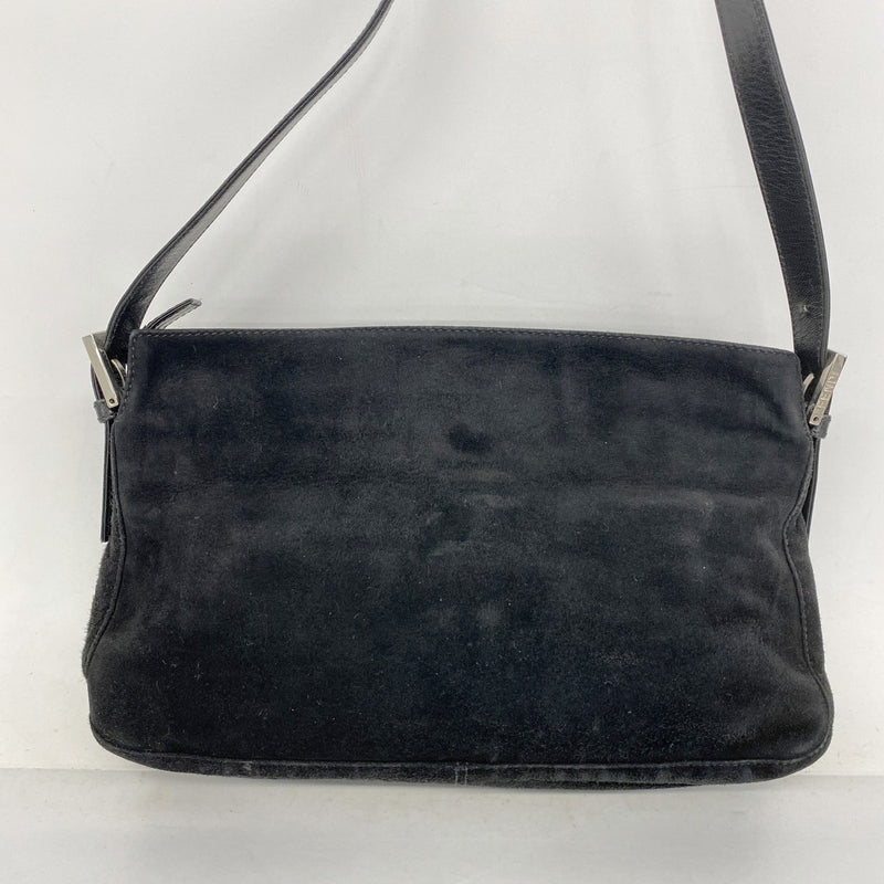 【5gd5409-h】フェンディ ショルダーバッグ スウェード ブラック シルバー金具【中古】レディース