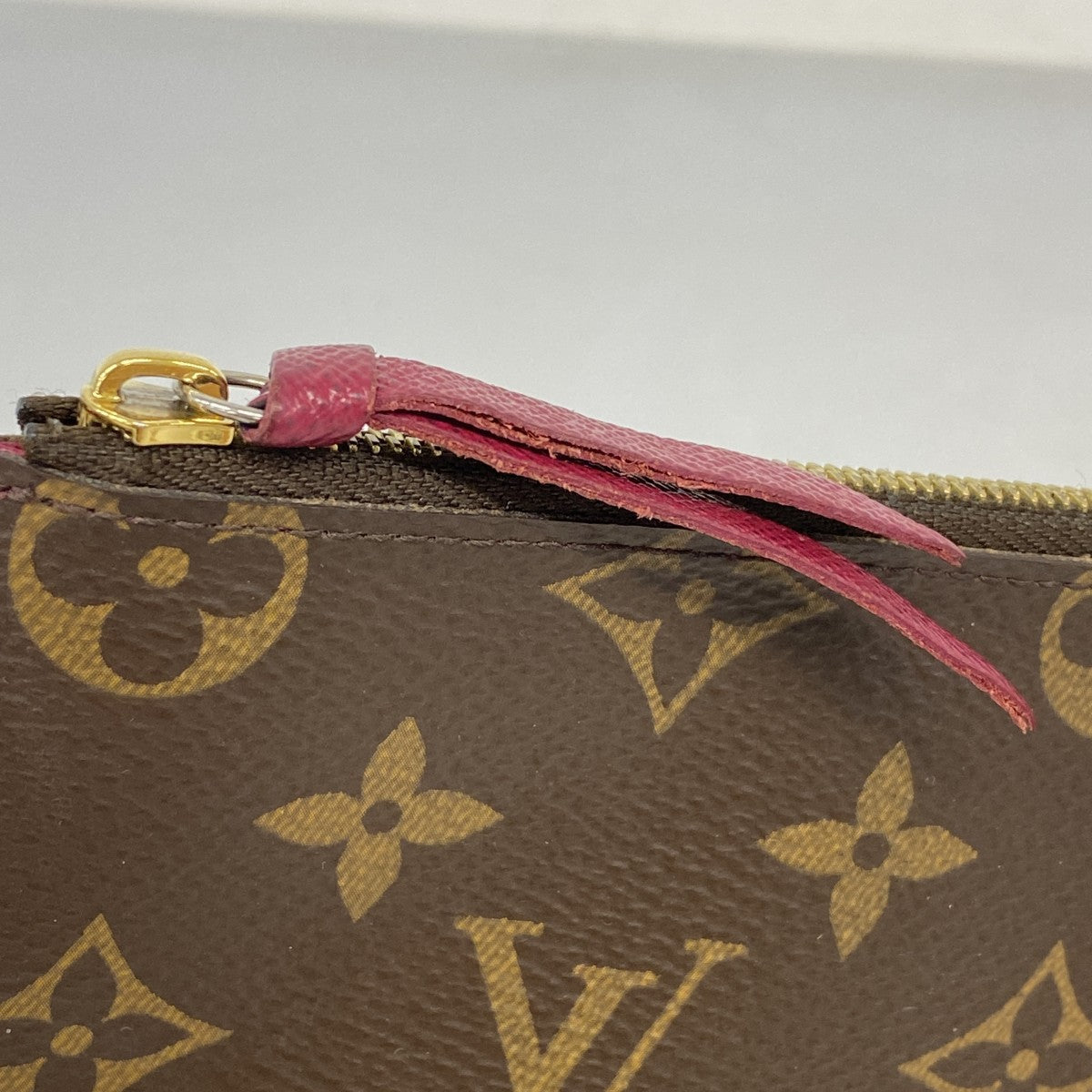 ★SALE【5gd5415-h】ルイヴィトン ショルダーウォレット モノグラム ポシェットフェリシー M81896 フューシャ【中古】レディース