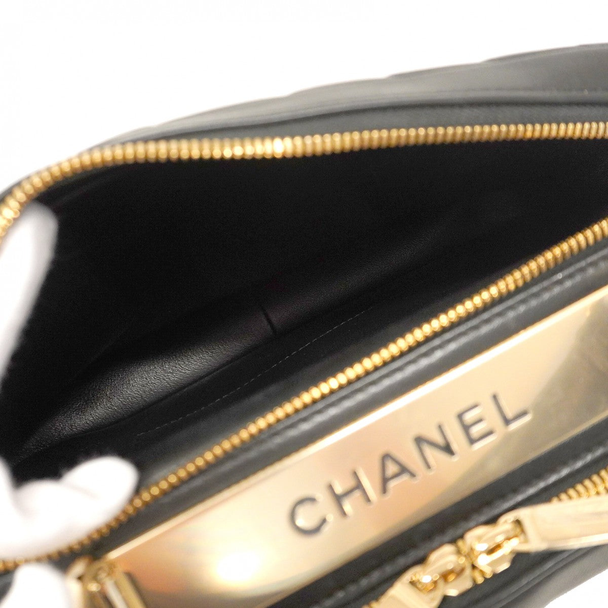 ★SALE【5gd5474-h】シャネル ハンドバッグ Vステッチ チェーン ラムスキン ブラック ゴールド金具【中古】レディース