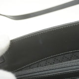 【5ge5658-h】グッチ ショルダーバッグ GGナイロン 001 3068 ナイロン ブラック シルバー金具【中古】レディース