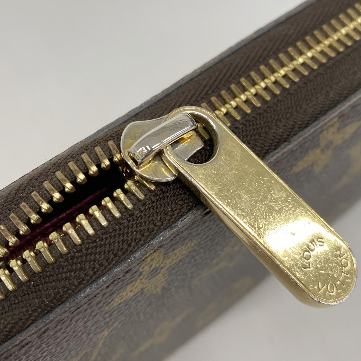 ★SALE【5ge5889-h】ルイヴィトン 長財布 モノグラム ジッピーウォレット M41895 ブラウン フューシャ【中古】レディース