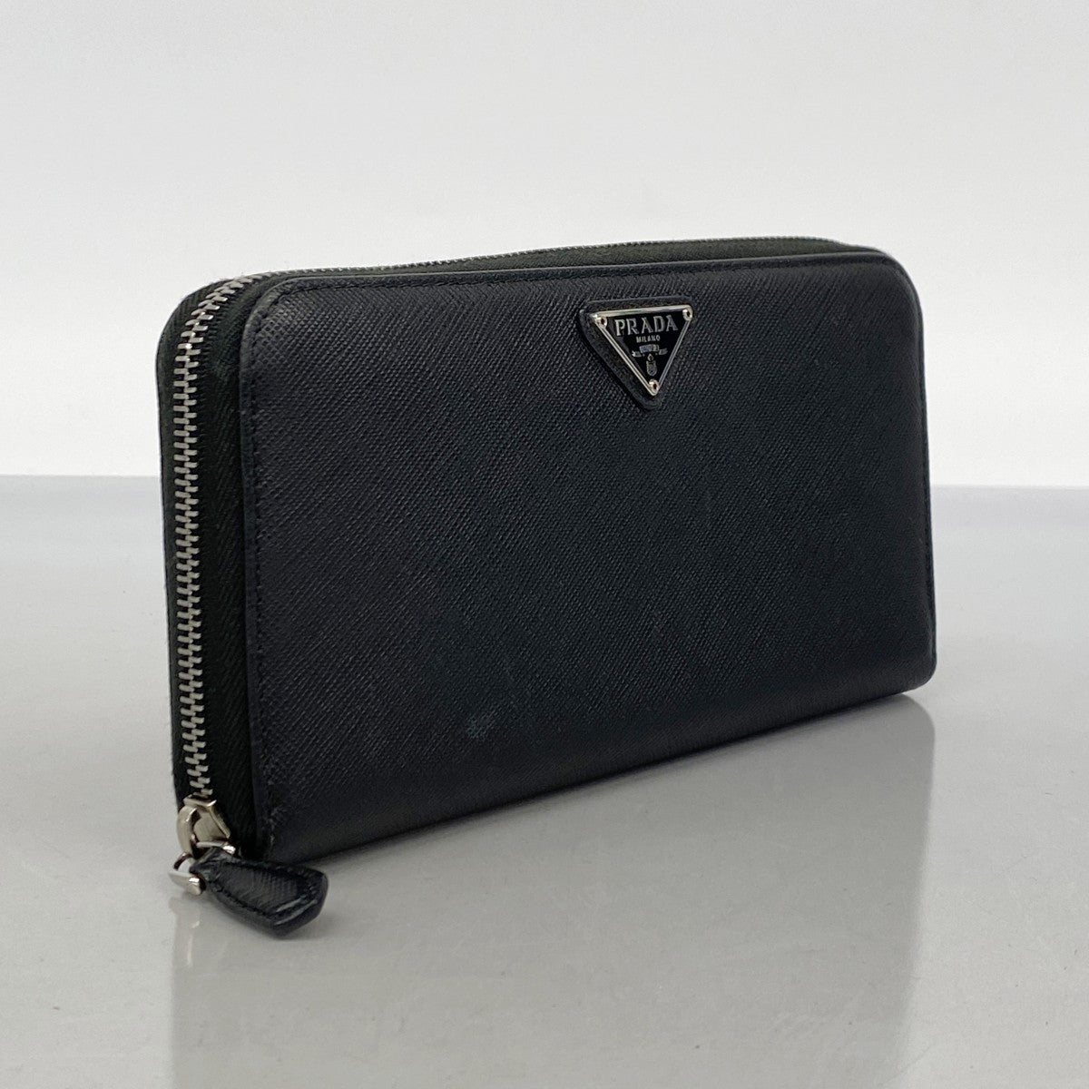 【5hc2401-h】プラダ 長財布 サフィアーノ レザー ブラック シルバー金具【中古】メンズ レディース ユニセックス