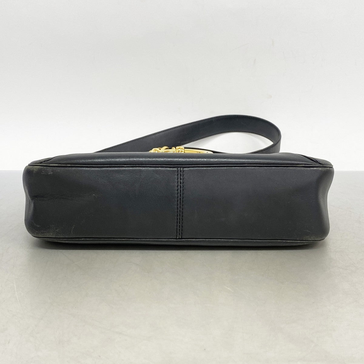 【5hc2482-h】カルティエ ショルダーバッグ パンテール レザー ブラック ゴールド金具【中古】レディース
