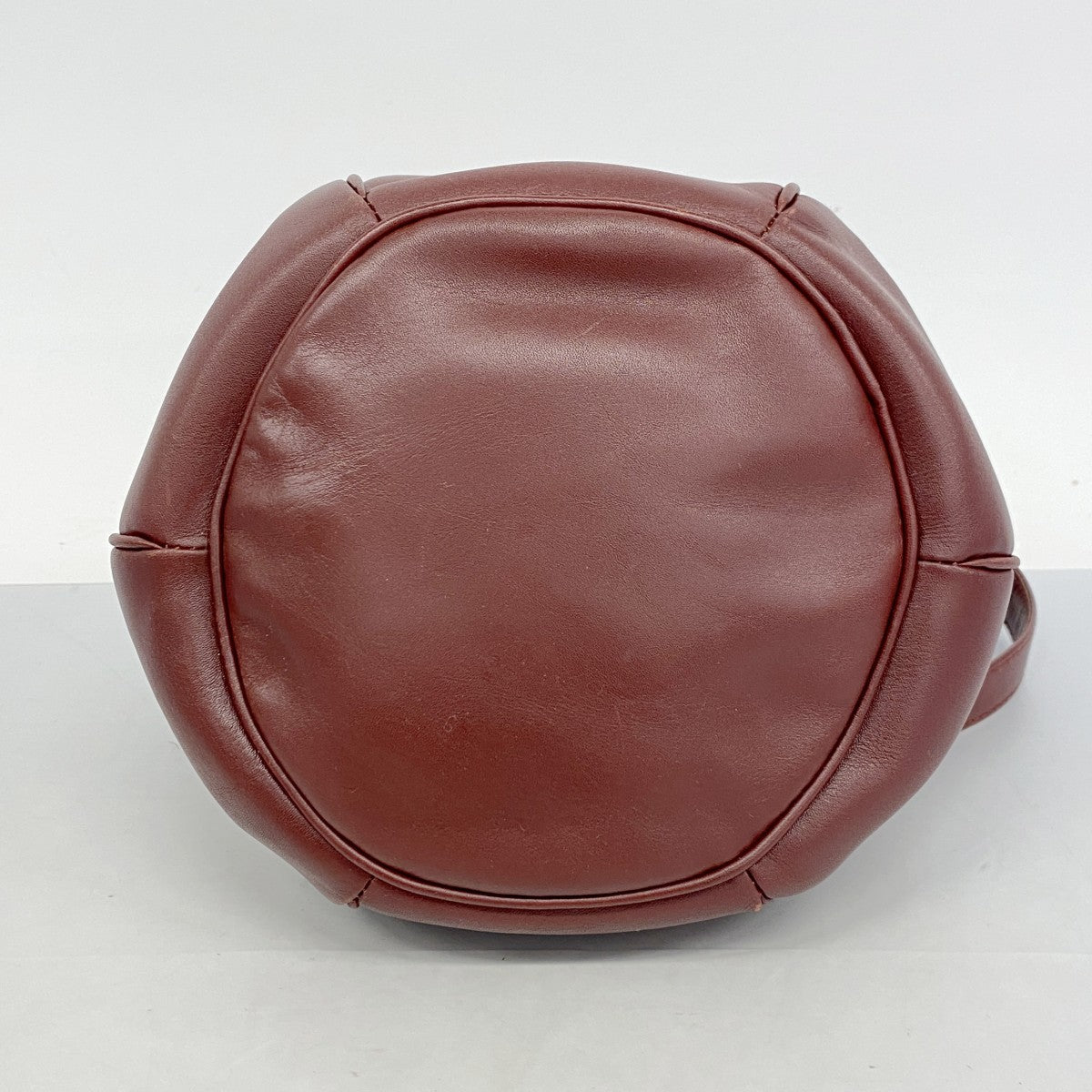 ★SALE【5hd3206】カルティエ ショルダーバッグ マスト レザー ボルドー ゴールド金具【中古】レディース