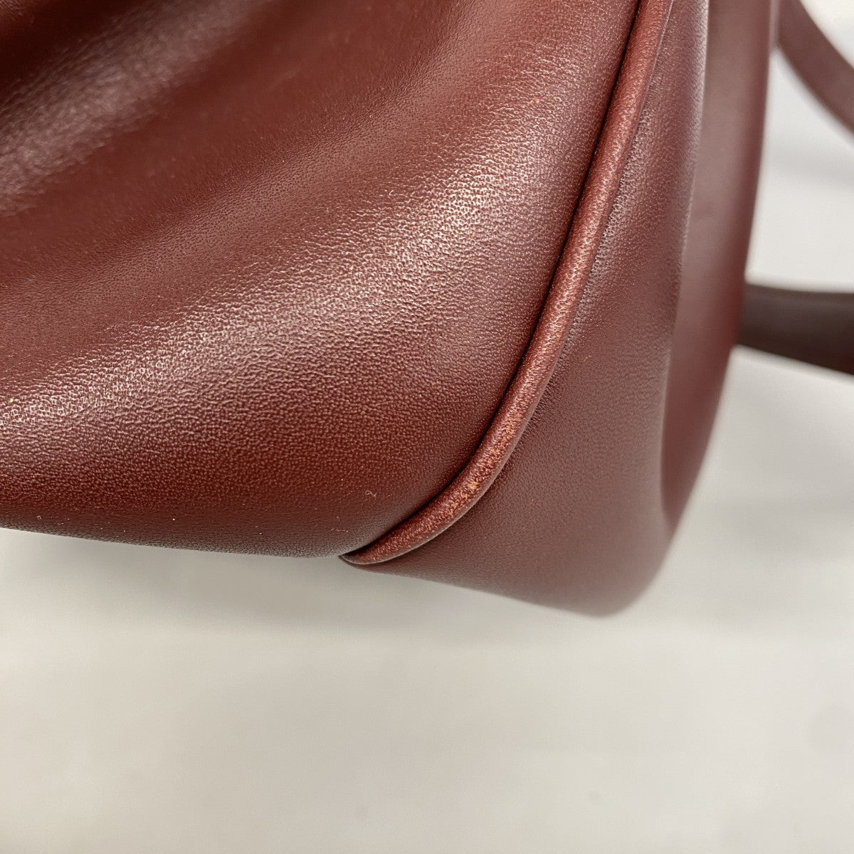 ★SALE【5hd3206】カルティエ ショルダーバッグ マスト レザー ボルドー ゴールド金具【中古】レディース