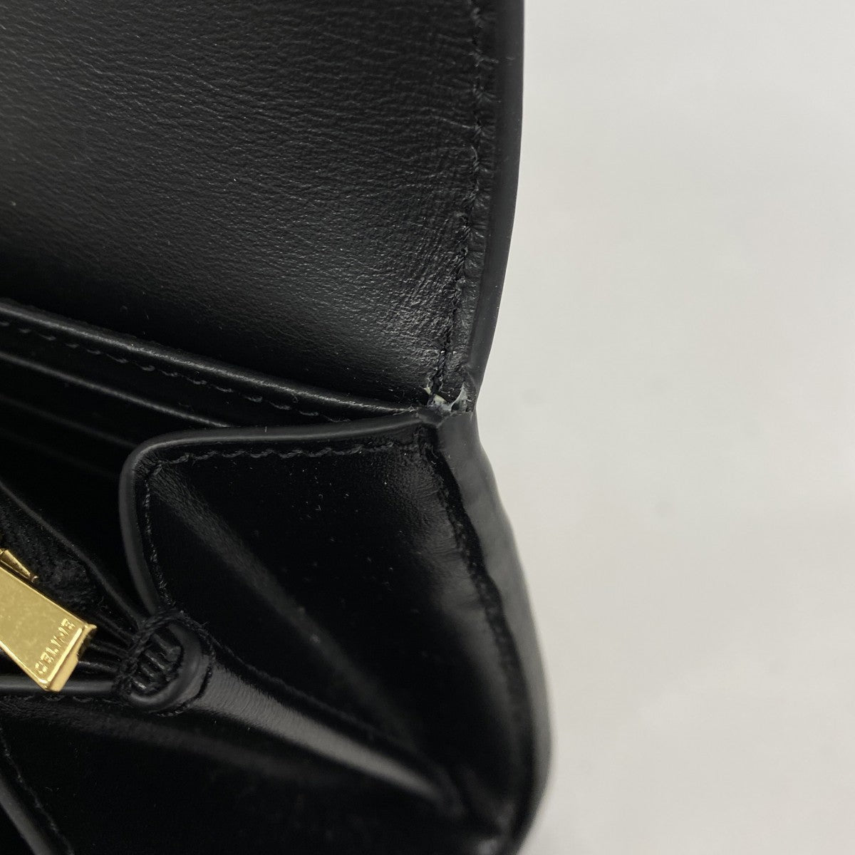 ★最終価格【5hd3296-h】セリーヌ 長財布 トリオンフ レザー ブラック ゴールド金具【中古】レディース