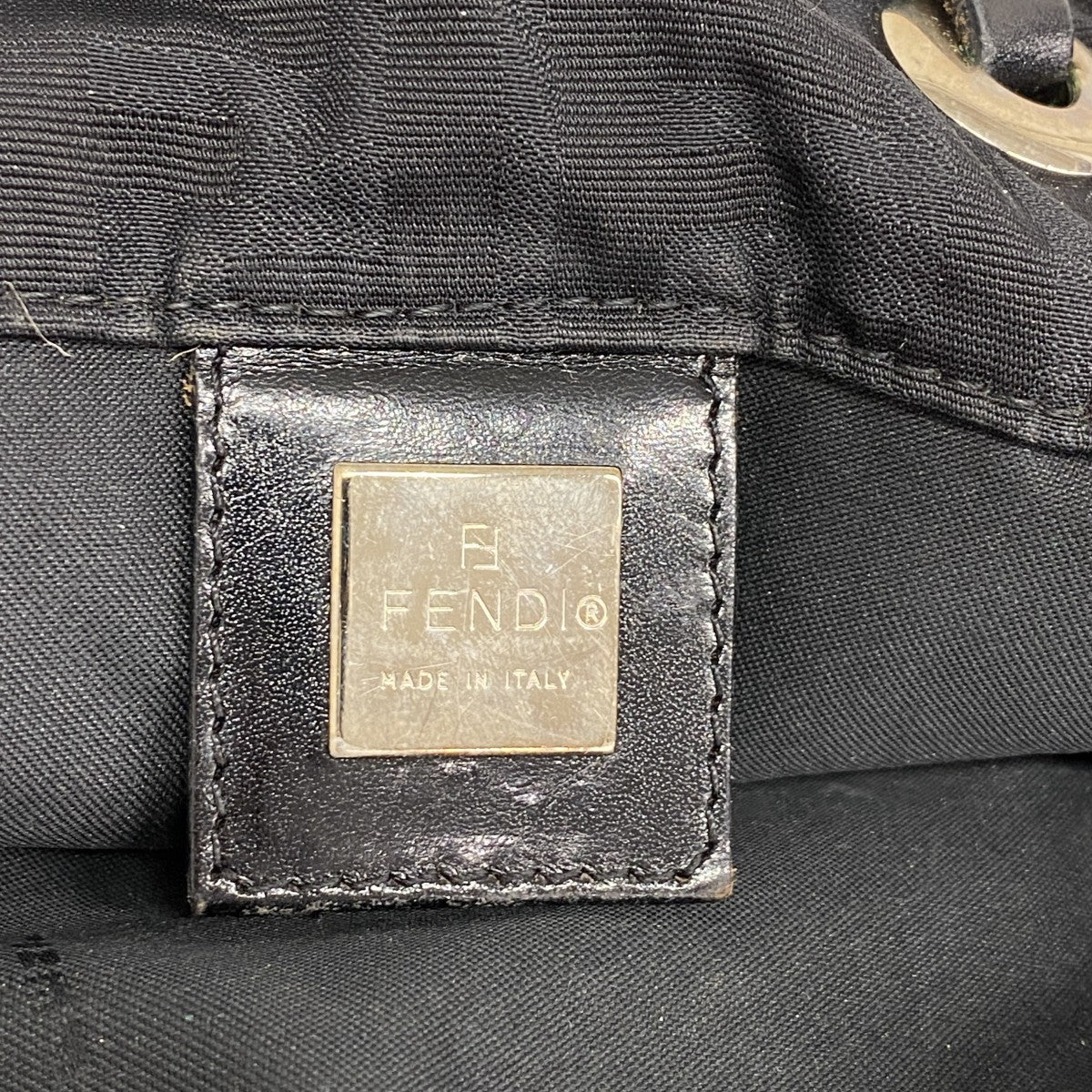 【5hd4262-h】フェンディ ハンドバッグ ズッカ ナイロンキャンバス ブラック シルバー金具【中古】レディース