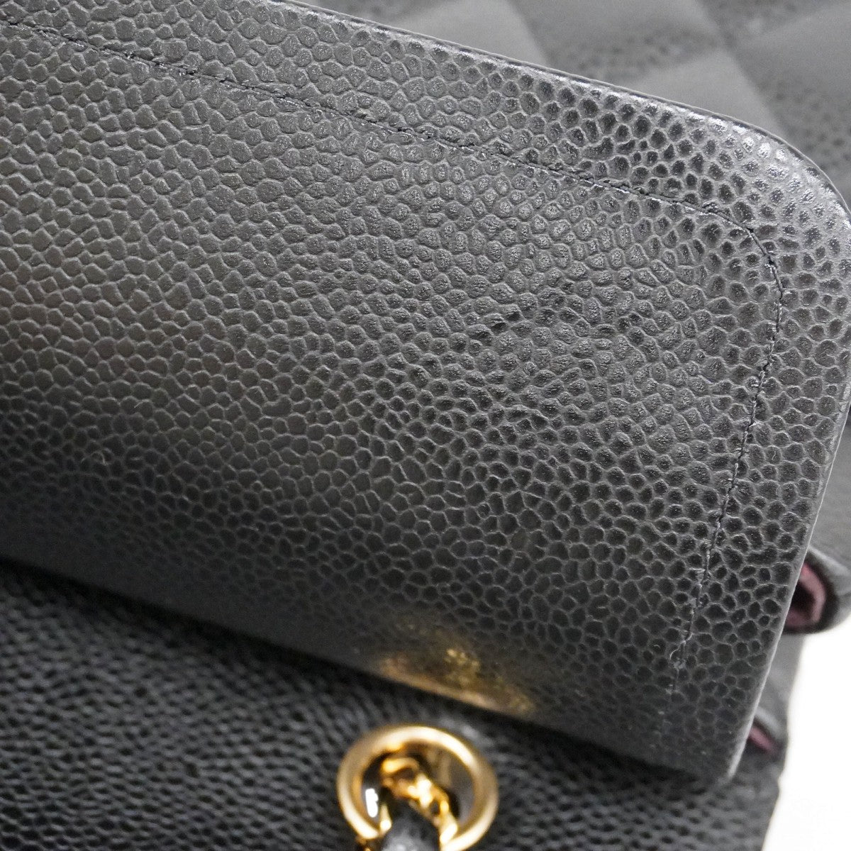 【5hd4342-h】シャネル ショルダーバッグ マトラッセ Wフラップ Wチェーン キャビアスキン ブラック ゴールド金具【中古】レディース