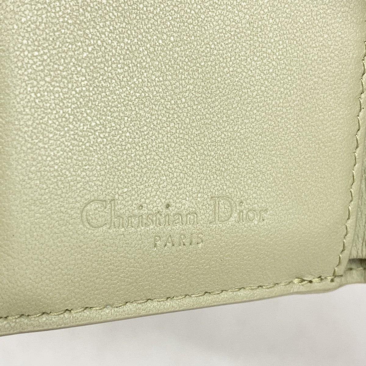 【5he4364-h】クリスチャンディオール 三つ折り財布 カナージュ レザー グリーン シャンパンゴールド金具【中古】レディース