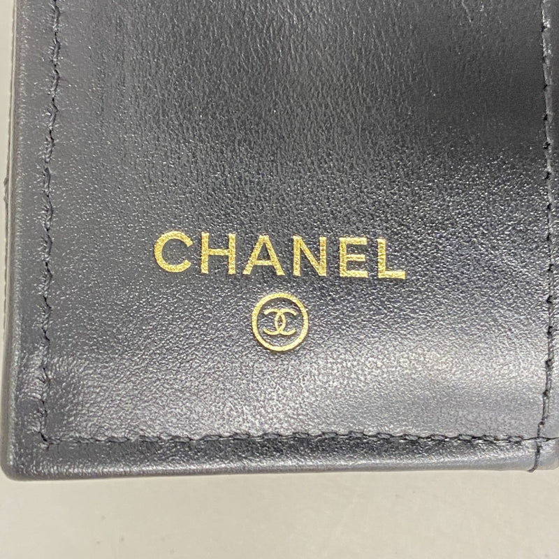 【5he4656-h】シャネル 三つ折り財布 マトラッセ キャビアスキン ブラック シャンパンゴールド金具【中古】レディース