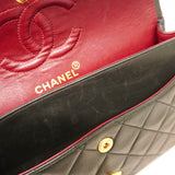 【5he4711-h】シャネル ショルダーバッグ マトラッセ Wフラップ Wチェーン ラムスキン ブラック ゴールド金具【中古】レディース