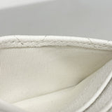 ★SALE【5he4739-h】シャネル カードケース マトラッセ キャビアスキン ホワイト シャンパンゴールド金具【中古】レディース
