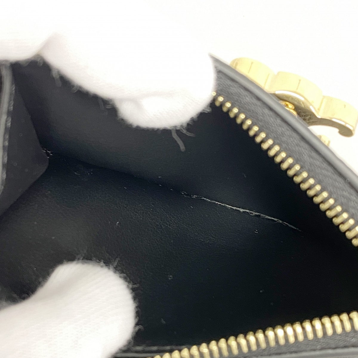 ★SALE【5he4825-h】セリーヌ 三つ折り財布 トリオンフ レザー ブラック ゴールド金具【中古】レディース