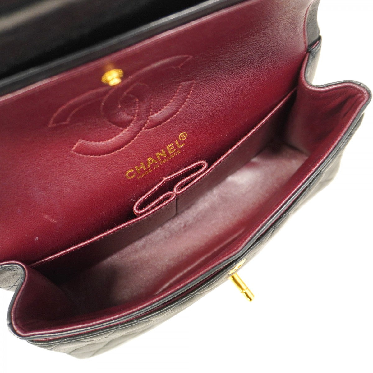 【5he4848-h】シャネル ショルダーバッグ マトラッセ Wフラップ Wチェーン ラムスキン ブラック ゴールド金具【中古】レディース