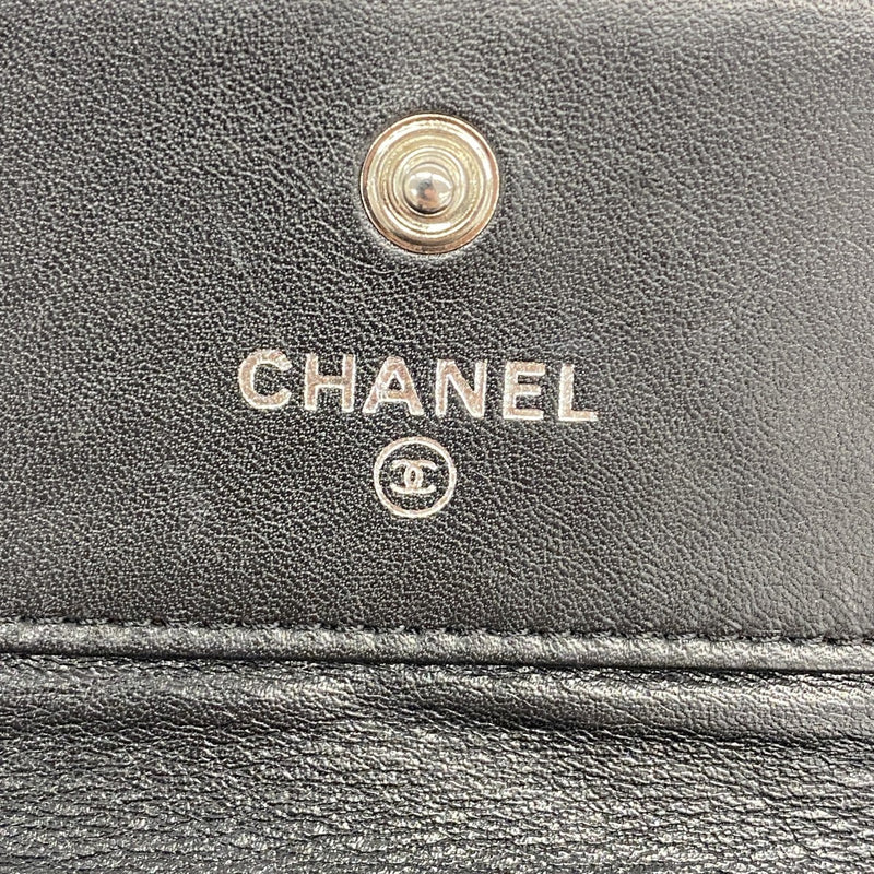 【5he4929-h】シャネル 三つ折り財布 Vステッチ ラムスキン ブラック シルバー金具【中古】レディース