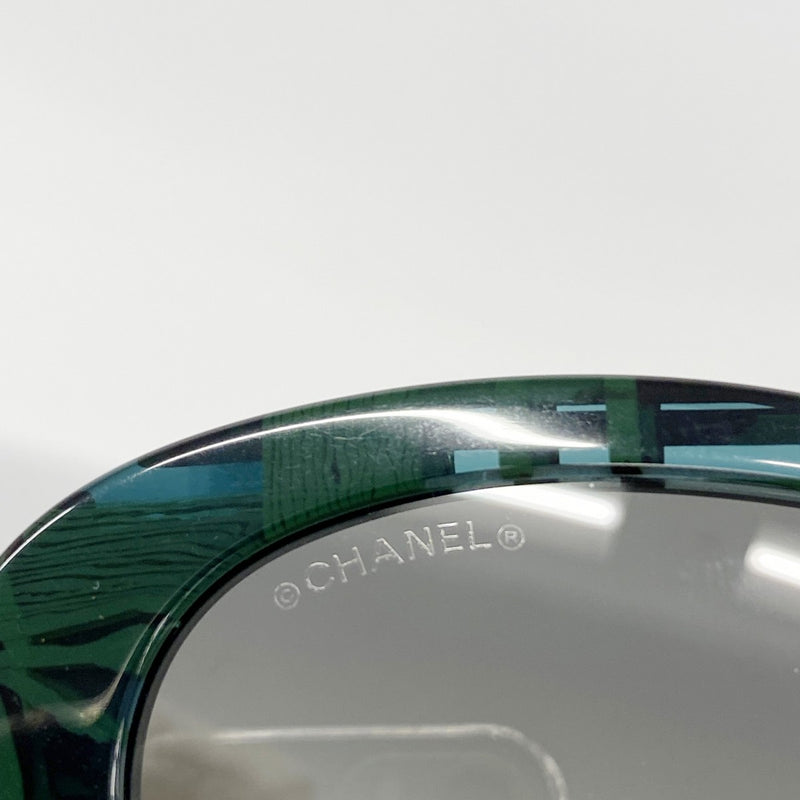 ★SALE【5he5028-h】シャネル サングラス 5515-A プラスチック グリーン シャンパンゴールド金具【中古】レディース